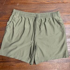 Thom Aaron Shorts XL